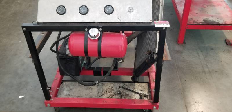 lot 8131 image: Larin Mobile Engine Testing Station with Engine