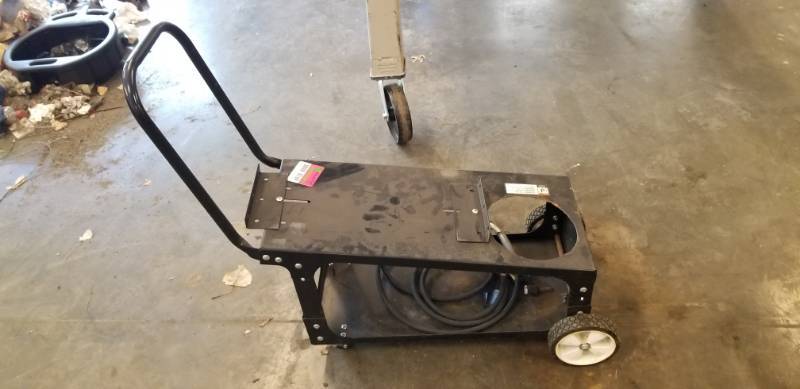 lot 8169 image: Rolling Metal Hand Cart with Undershelf