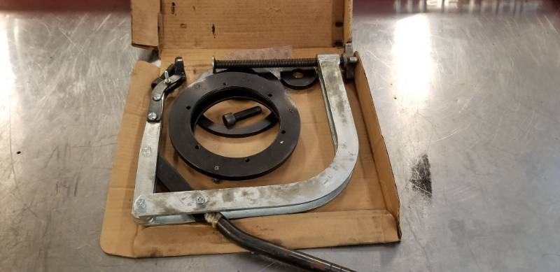 lot 8181 image: Adjustable Compression Tool