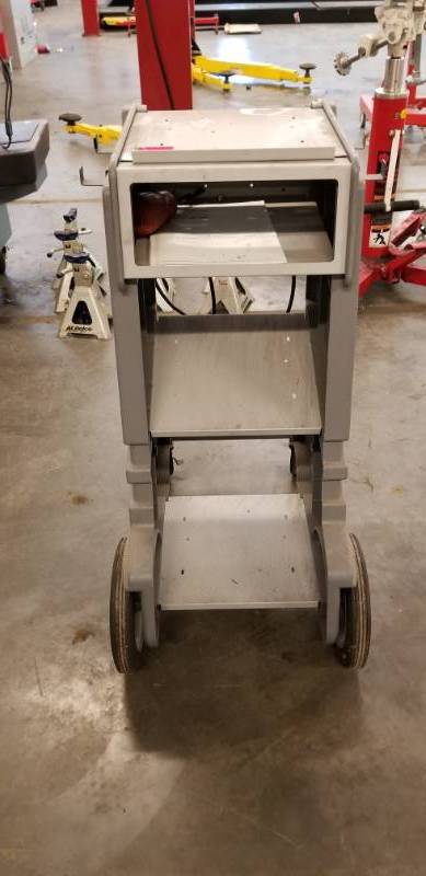lot 8202 image: Portable Medical Cart