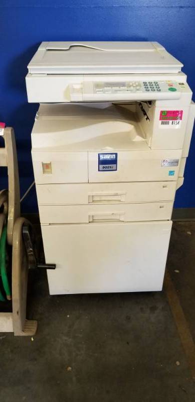 lot 8158 image: Savin 9021d Copy Machine Powers on Fully Functioning