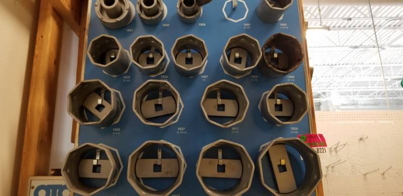 lot 8221 image: OTC Truck Wheel Bearing Locknut Sockets Set - 8pt with Display Rack