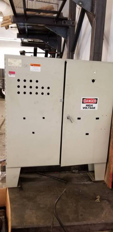 lot 9524 image: Metal Breakpack Storage Cabinet Model CC-45 Contents Included