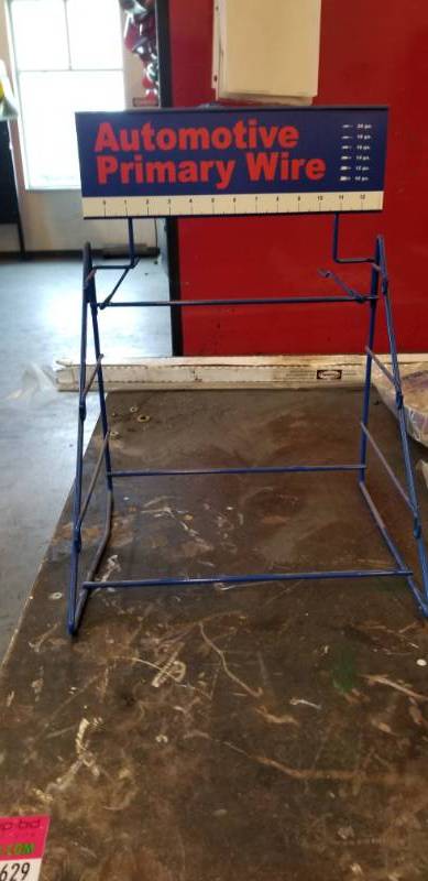 lot 9672 image: Automotive Primary Wire Display Stand