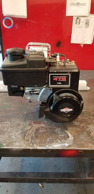 lot 9554 image: Briggs & Stratton 475 Series Engine 148cc Has Compression No Further Testing