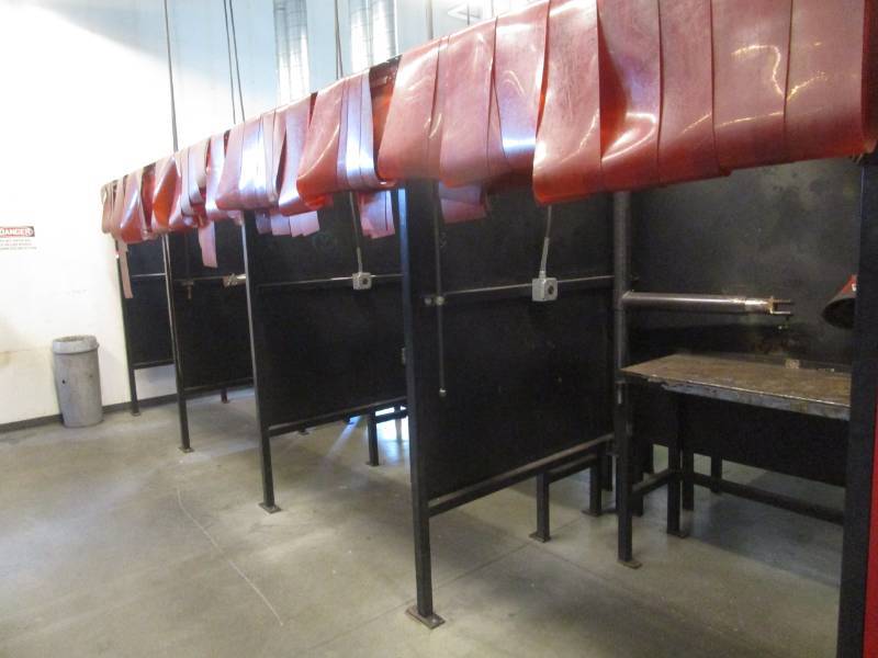 lot 9584 image: Welding Cubicles Buyer Must Remove