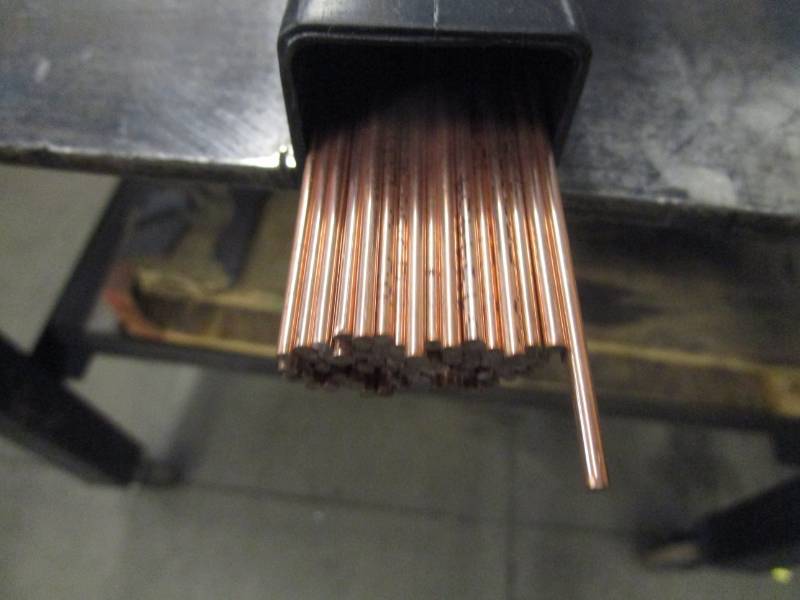 lot 9599 image: Lot of 14 Copper Clad Rods