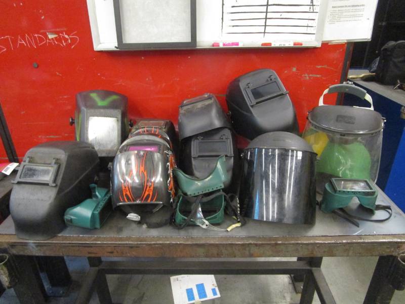 lot 9633 image: Lot of Misc Welding Masks