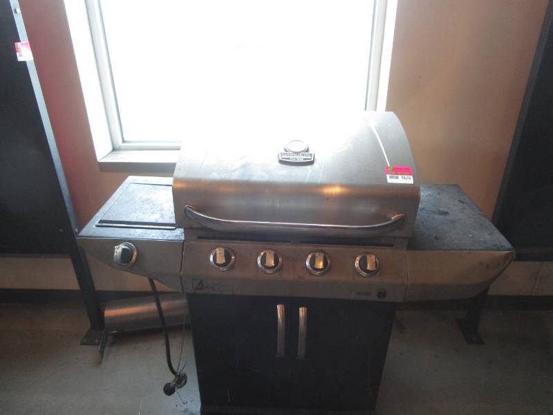 lot 9670 image: CharBroil Commercial Series Gas Smoker  Grill