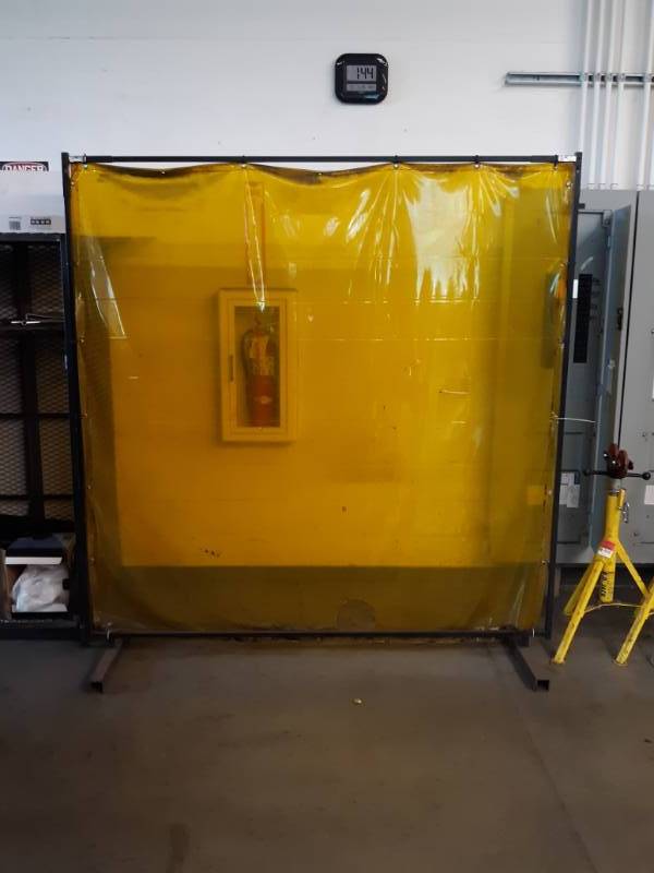 lot 9551 image: Welding Curtain Panel with Stand