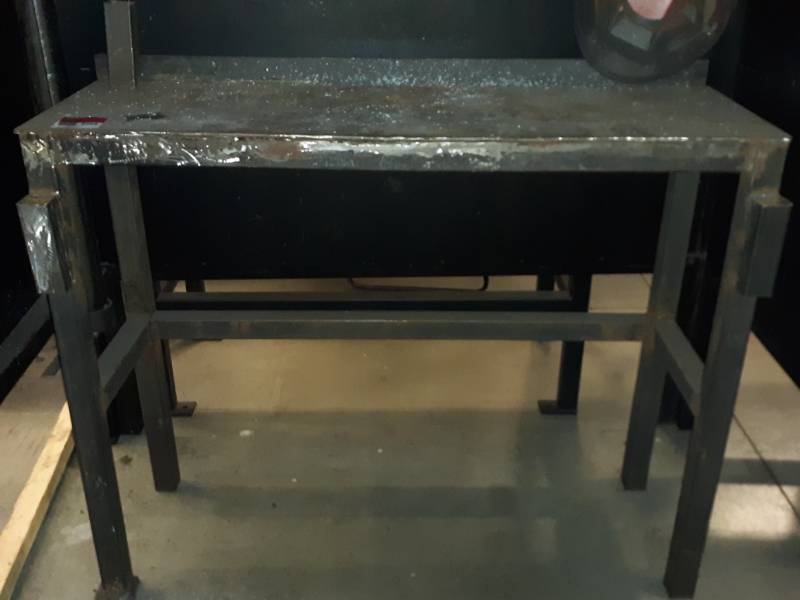 lot 9566 image: Steel Table