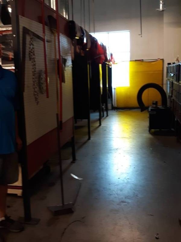 lot 9568 image: Welding Cubicles Buyer Must Remove