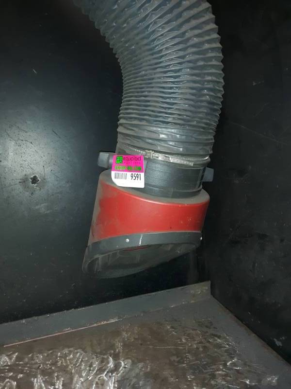 lot 9591 image: Lincoln Electric LTA Telescopic Extraction Arm Buyer Must Remove