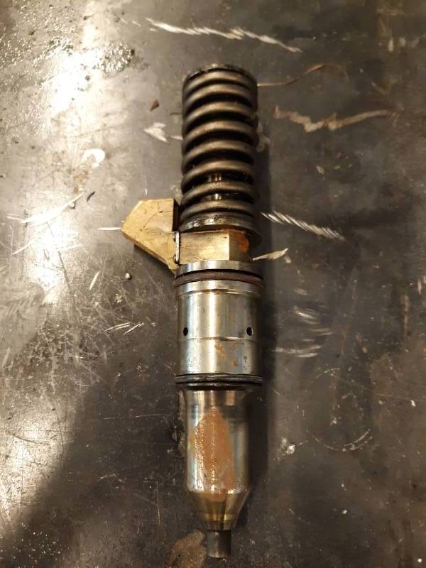 lot 9513 image: Detroit 70 Series Injector Core