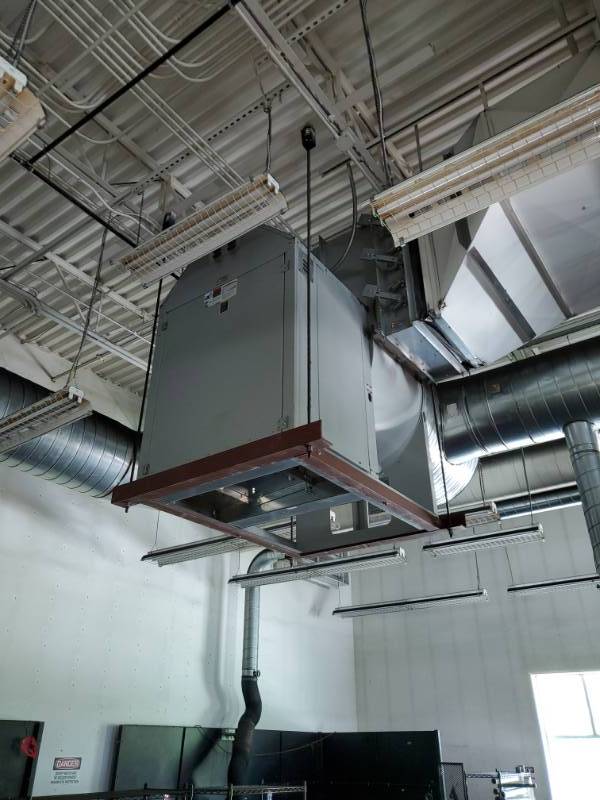lot 12000 image: Greenheck Centrifugal Utility Fan Model swb-336-250-cw Series 300 Model Ceiling Suspended Buyer Must Remove