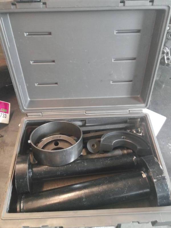 lot 9728 image: Fuller Bearing Puller