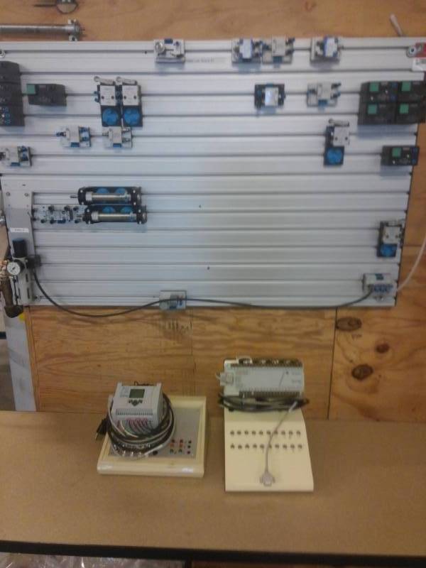 lot 8340 image: Logic Controller Panel