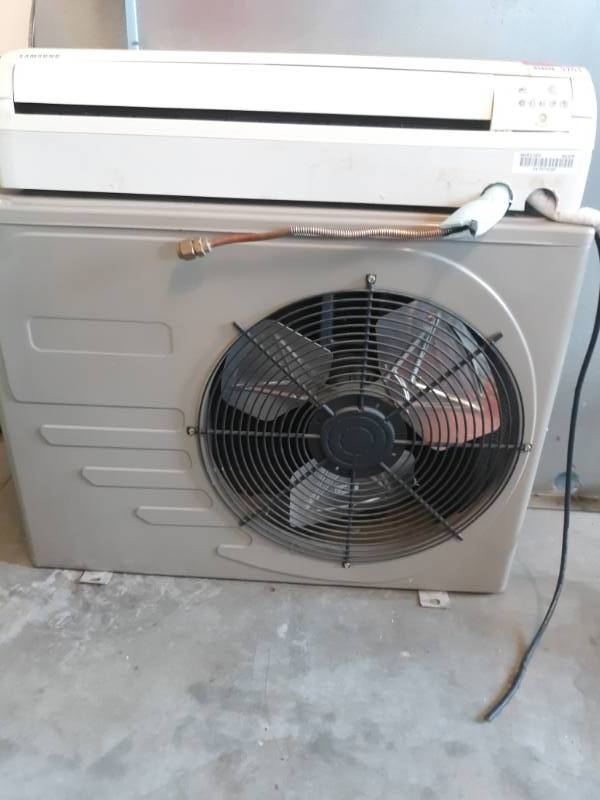 lot 9704 image: Samsung Multi Split System Fan Not Tested Unknown Working Condition
