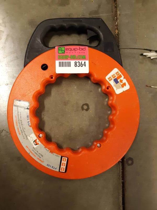 lot 8364 image: FishTape Reel