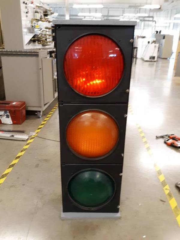 lot 8366 image: Stop Light