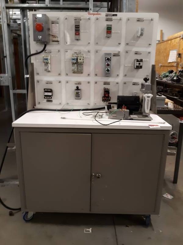 lot 8418 image: Hampden Model GNR-H2200 Industrial Controls Training System