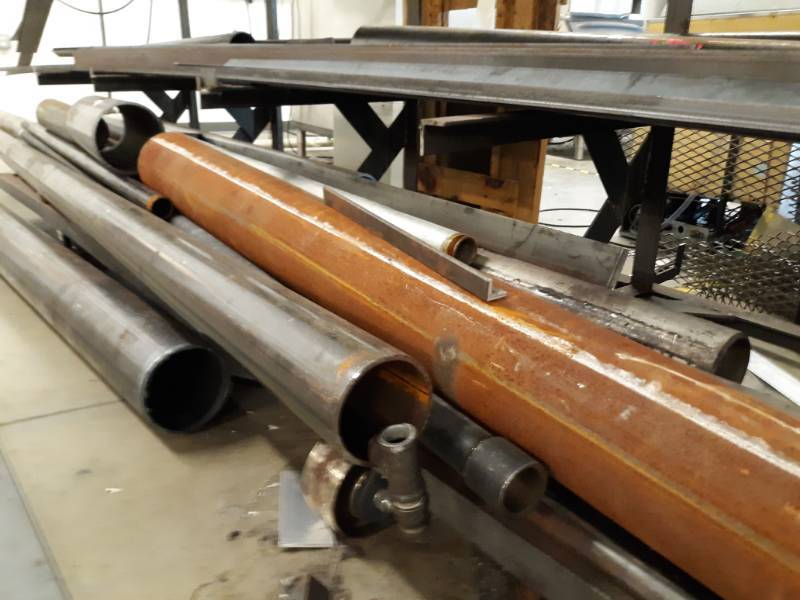 lot 9768 image: Random Lot of Metal Tubing