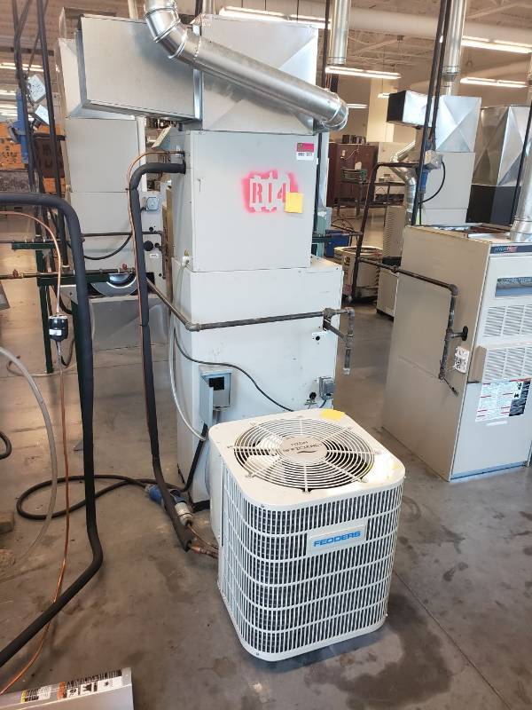 lot 8001 image: Air conditioner Outdoor and Indoor setup