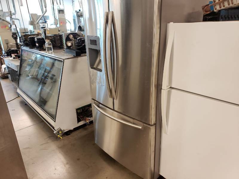 lot 8077 image: Lot (7) pieces of refrigeration