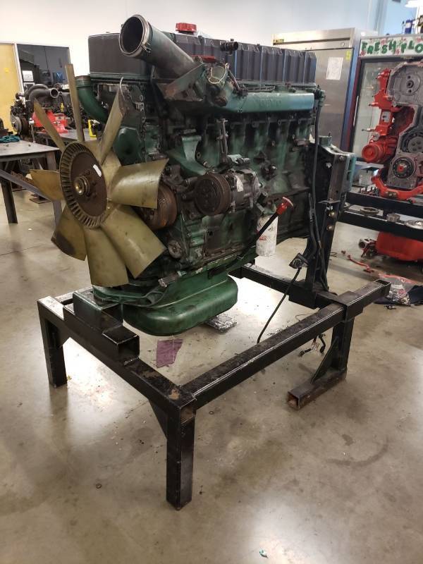 lot 8090 image: Volvo diesel engine