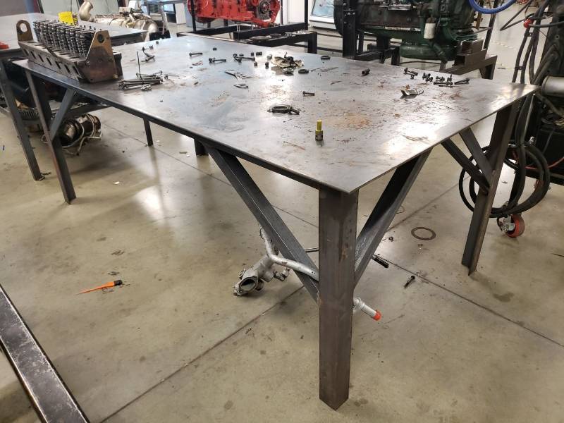 lot 8093 image: 8 x 4 steel worktable