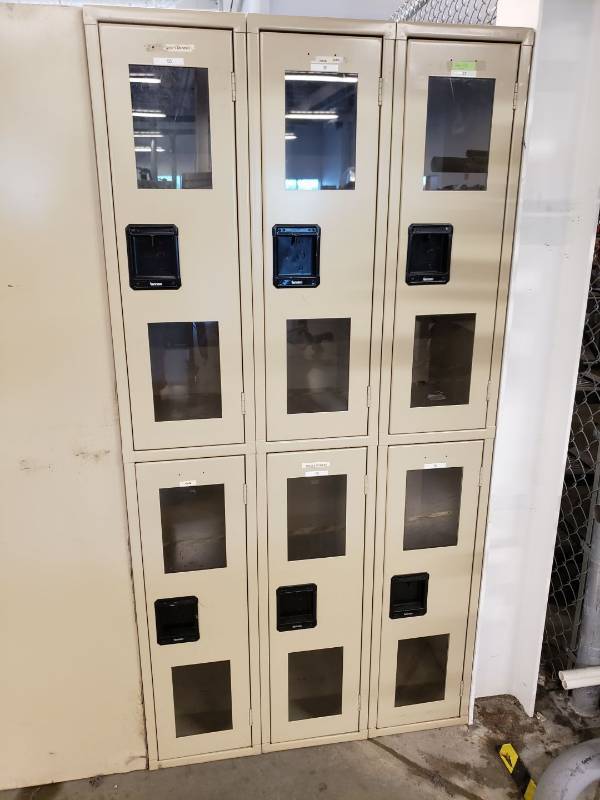 lot 8226 image: (6) employee lockers