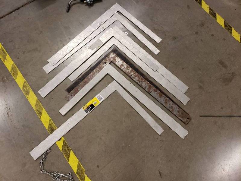 lot 8260 image: 9 aluminum carpenter squares