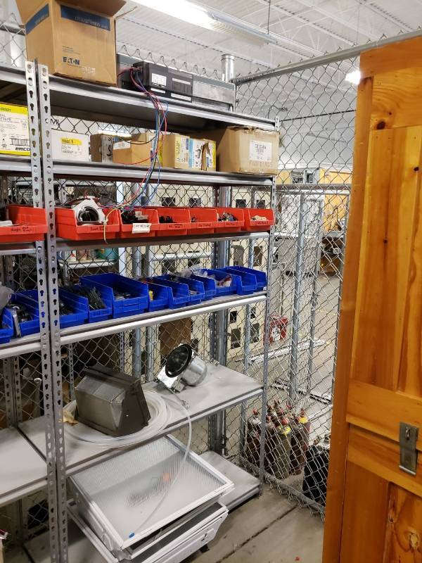 lot 8315 image: Metal rack with contents on shelves