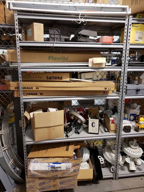 lot 8318 image: Metal rack with contents