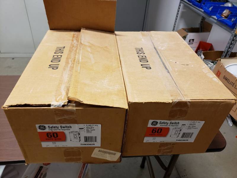 lot 8324 image: Lot 2 New 60 amp safety switches