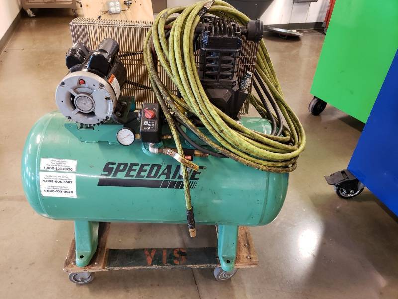 lot 8336 image: Speedaire Air Compressor