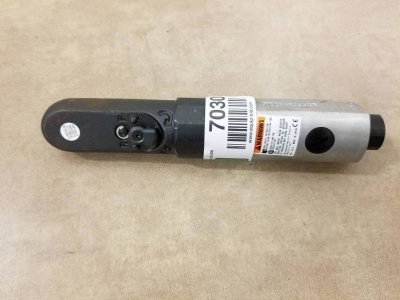 lot 7030 image: Mac Tools 14in Sealed Head Air Ratchet