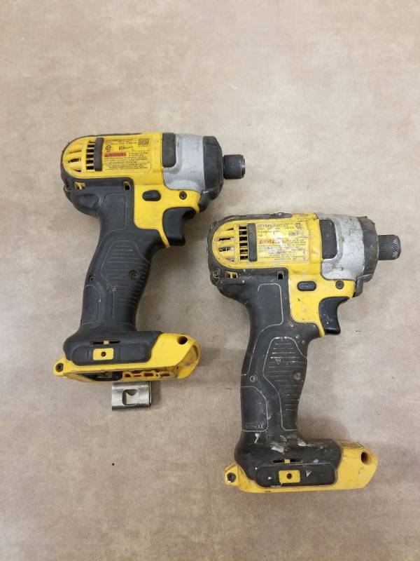 lot 7052 image: 2 Dewalt 14in 20V Impact Drills