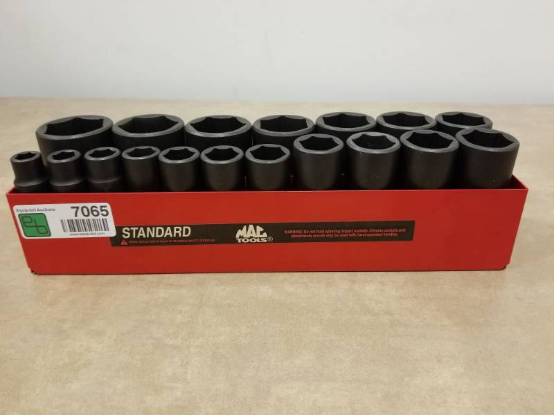 lot 7065 image: New Mac 12 Inch Deep Well Impact Socket Set