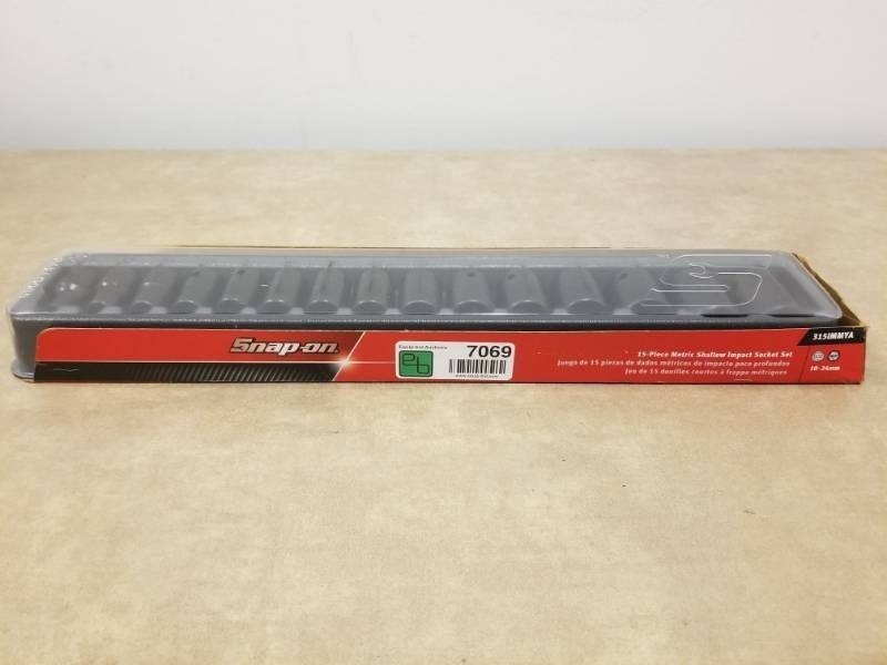 lot 7070 image: New Snap On Shallow Impact 12 Drive Metric Socket Set Model 315IMMYA