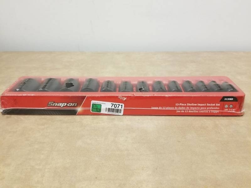 lot 7071 image: New Snap On Shallow Impact 38 Standard Socket Set Model 313IMD