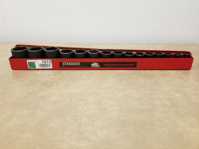 lot 7073 image: Mac Tools Impact Socket Set Standard VT18