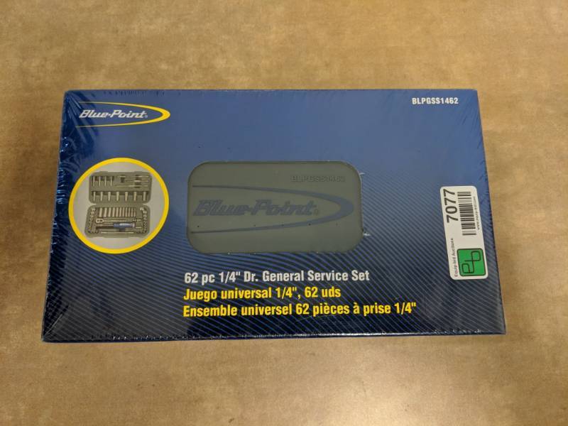 lot 7078 image: New Blue Point 62Pc Standard Service Socket Set Model BLPGSS1462