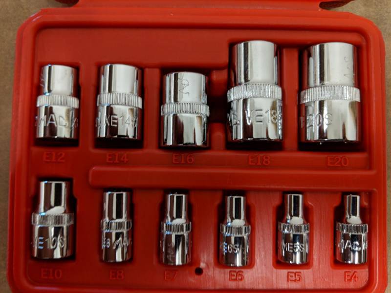 lot 7081 image: Like New Mac 11 PC External Star Socket Set 14, 38 and 12 Drive Mod SMXVE11B