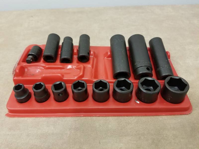 lot 7108 image: MAC Tools Assorted Impact Sockets