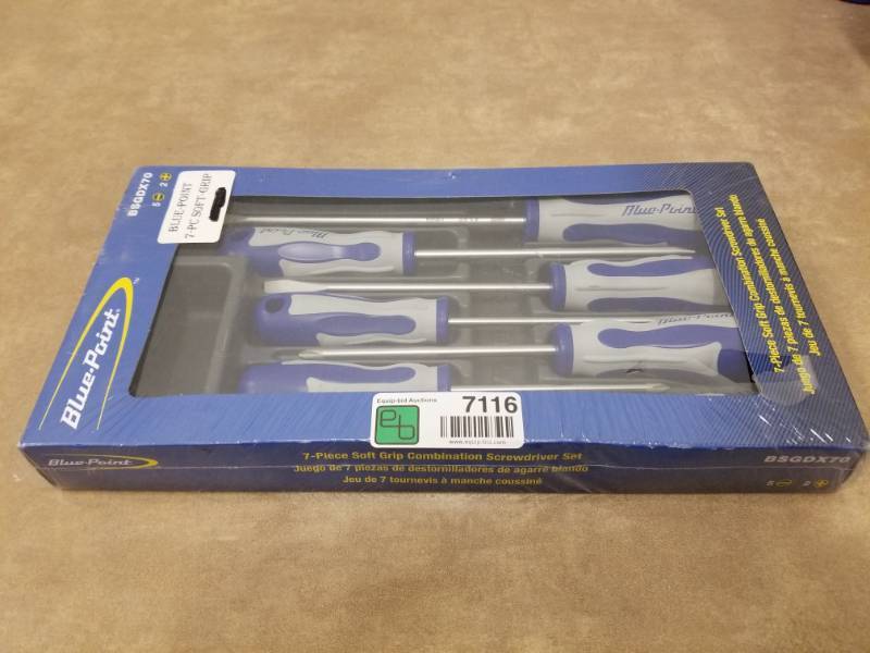 lot 7116 image: Blue-Point 7 PC Soft Grip Combination Screwdriver Set