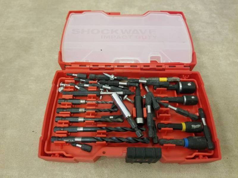 lot 7125 image: Milwaukee Shockwave Impact Duty