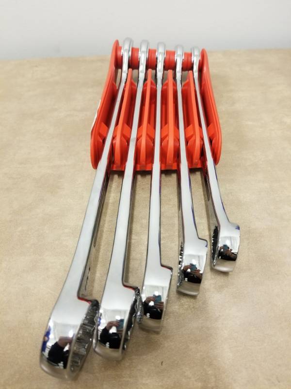 lot 7139 image: MAC Tools 5 PC Combination Wrench Set