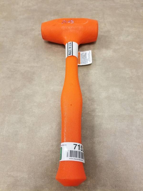 lot 7153 image: Mac Tools 28 oz. Dead Blow Compo-cast Hammer CH50DS