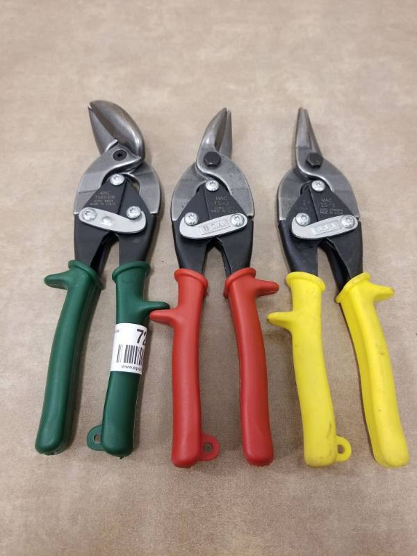 lot 7212 image: MAC Tools Curved and Straight Tin Snips